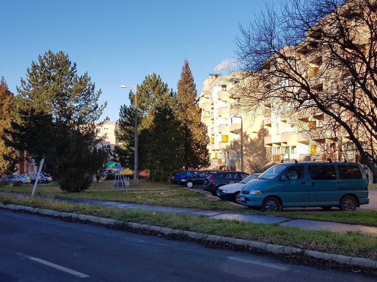 Hegyalja Apartman Zalaegerszeg Exterior photo